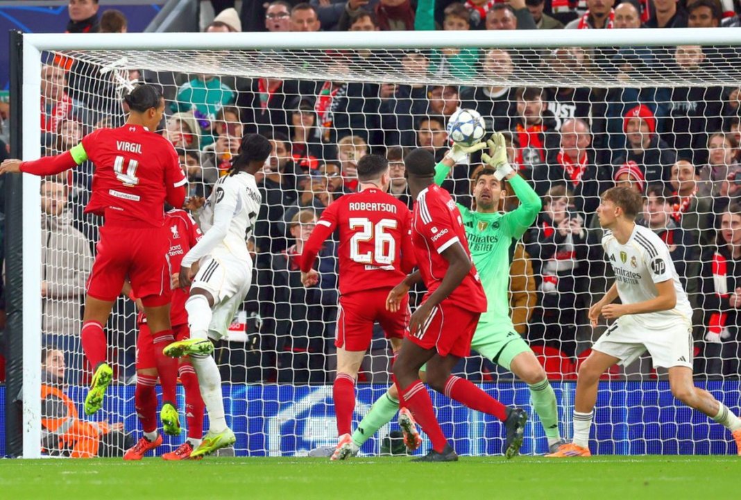Liverpool a câștigat derby-ul împotriva lui Real Madrid, grație unei evoluții remarcabile » Istvan Kovacs, implicat într-o mare controversă