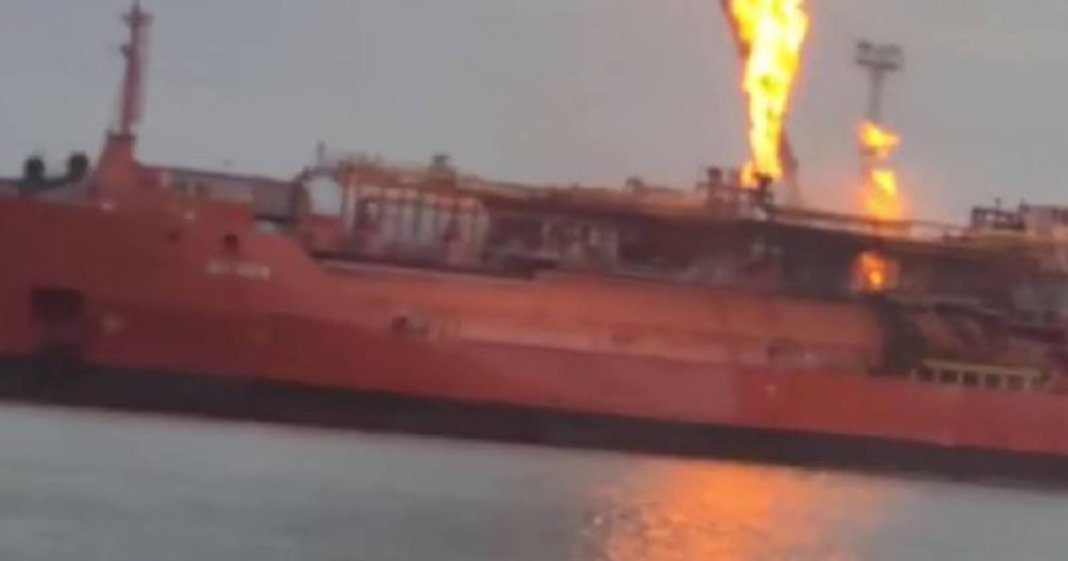 Locuitorii din Plauru, Tulcea, au fost urgentați să evacueze în urma atacului dronelor rusești asupra unui vas cu GPL.