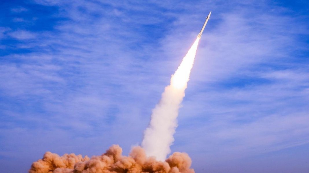 Ucraina raportează lansarea unui atac asupra Rusiei cu rachetele naționale Flamingo. În ce măsură se aseamănă cu Tomahawk-urile din SUA?