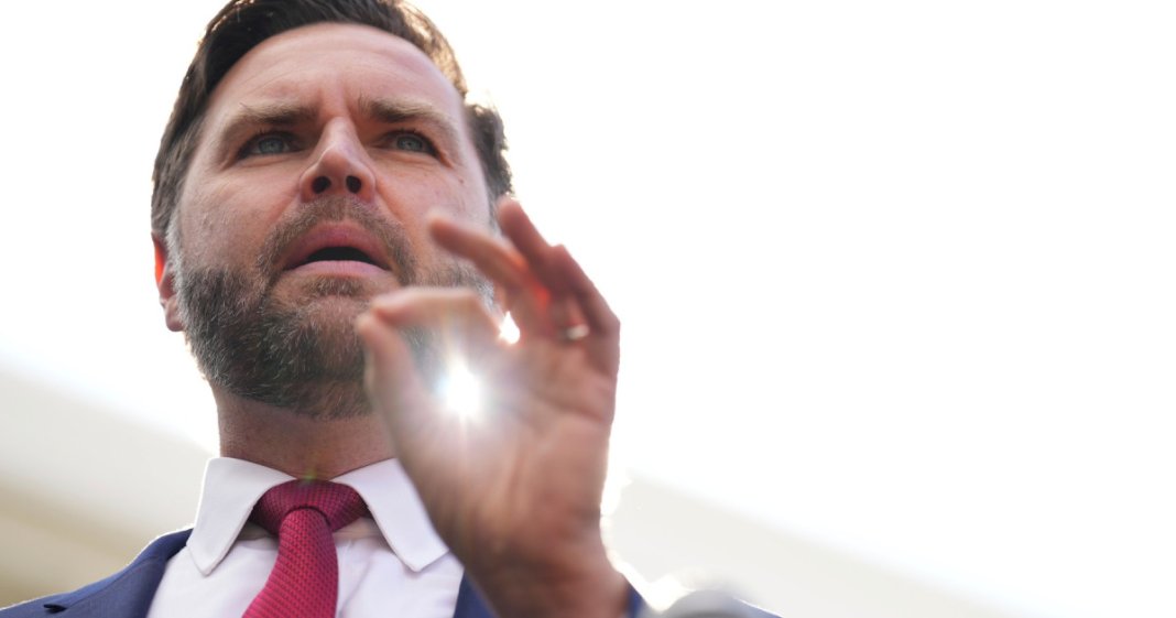 Scenariul alarmant pentru J.D. Vance: armele nucleare ale Marii Britanii și Franței, controlate de politicieni islamiști în 15 ani