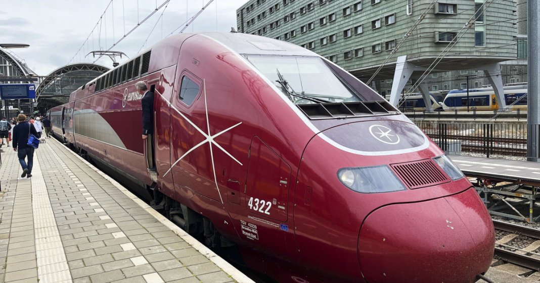 Situație de urgență în tunelul aflat sub Canalul Mânecii. Toate trenurile Eurostar au oprit circulația.