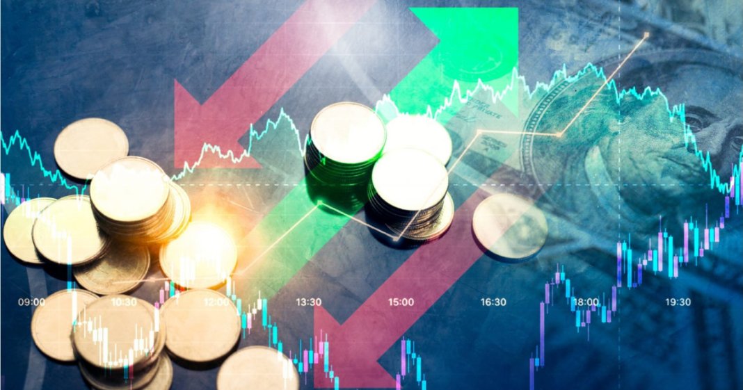 Ce le rezervă viitorul românilor în 2026: Stolojan subliniază avertismentele legate de așteptările nerealiste, dar evidențiază și laturile pozitive ale economiei.