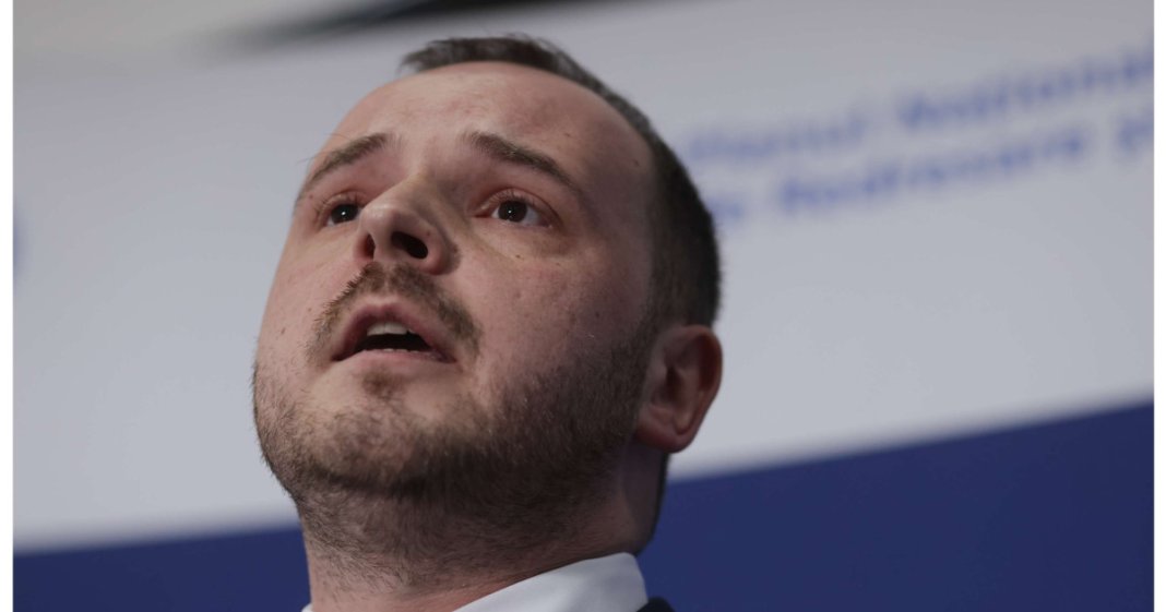 Ministrul Sănătăţii invită sindicatele şi organizaţiile profesionale săptămâna următoare pentru a purta discuţii referitoare la gărzile de 12 ore.