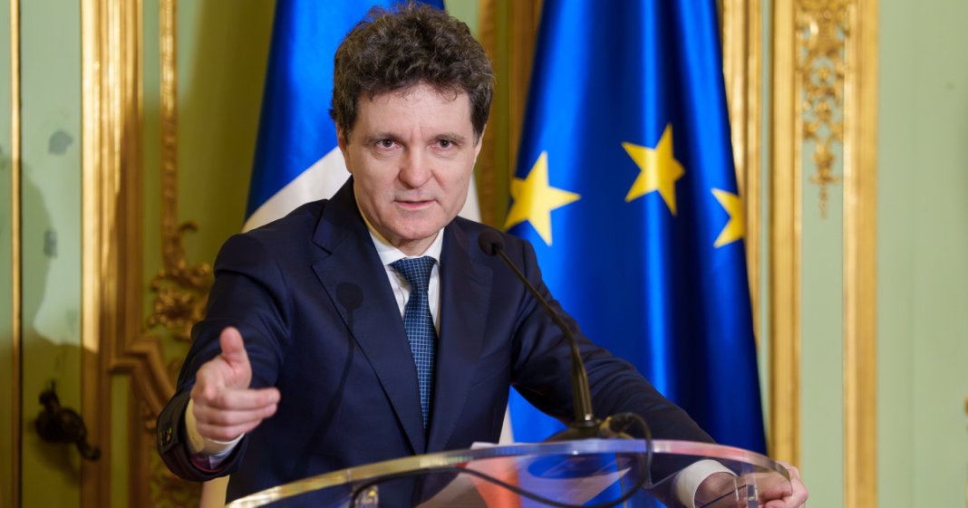 Nicuşor Dan: „Democraţia din România a supravieţuit războiului hibrid”. Comunicat referitor la „reîntărirea echilibrului puterilor în stat”