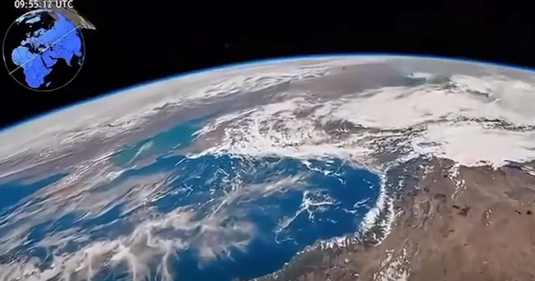 Imagini unice ale Mării Negre capturate din spațiu de capsulei Orion în cadrul misiunii Artemis II