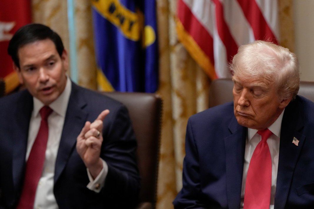 Confuzie în strâmtoarea Ormuz: Anunțul optimist făcut de Rubio, suspendat brusc de Trump / Informații recente