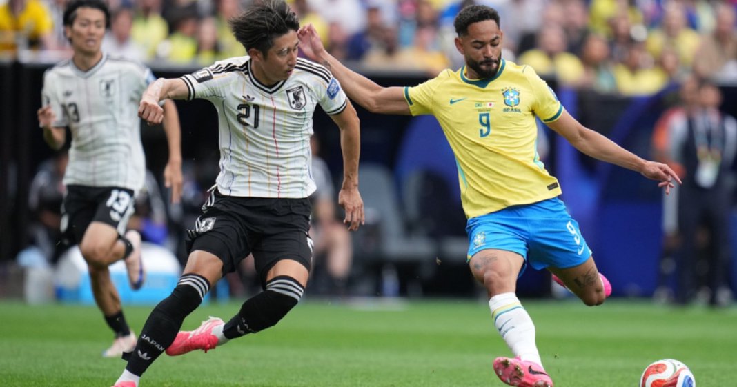 CM 2026: Brazilia s-a calificat în mod dramatic în optimile de finală, reușind să învingă Japonia cu un gol înscris în ultimele clipe.