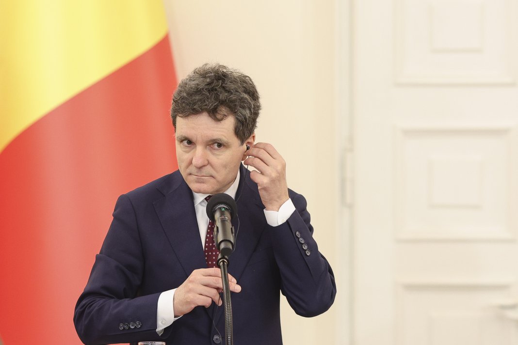 Reacția ministrului Apărării față de ancheta penală a generalului Vlad: „O circumstanță nedorită; vom evalua împreună cu președintele”