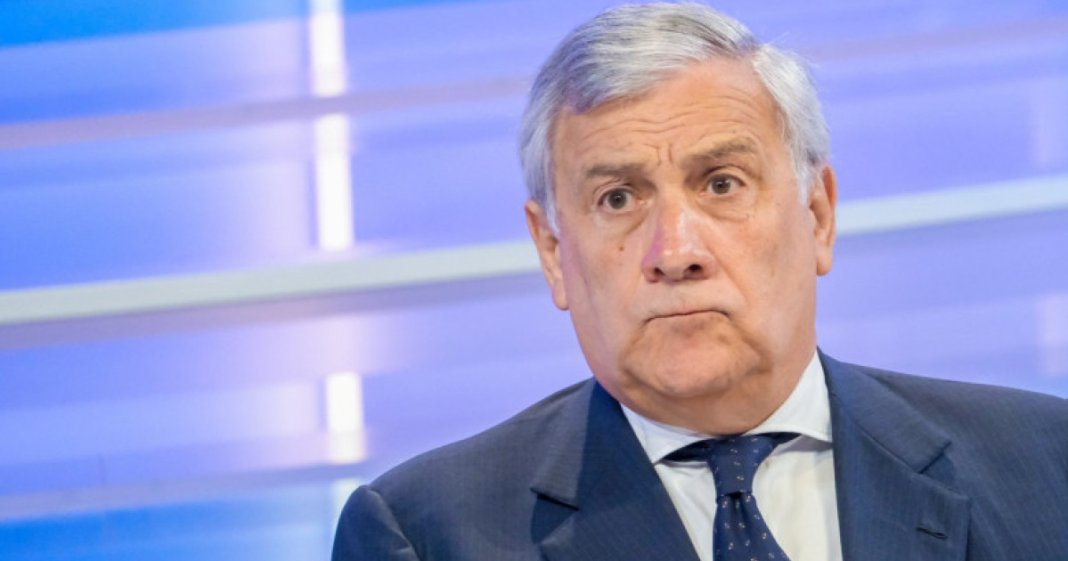 Italia are de gând să ceară suspendarea Spaniei din Spațiul Schengen. Motivul adus în discuție de Antonio Tajani.