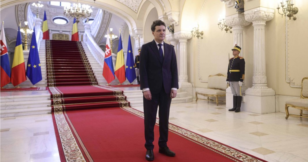 Zi esențială pentru Legea salarizării: Nicușor Dan are conversații cu conducătorii partidelor politice. Scopul: 770...